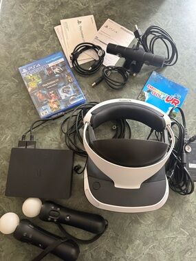 Sony PS4 VR headset bundle in white and black with controllers